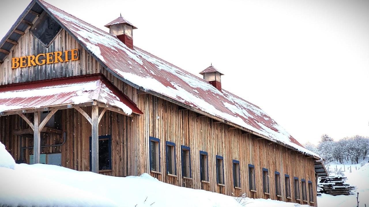 La Vieille Ferme, Ecogite Saint-Fulgence Exteriör bild